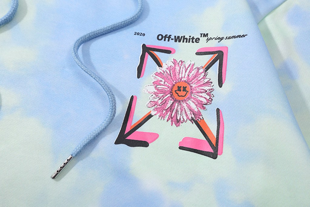 OFF WHITE